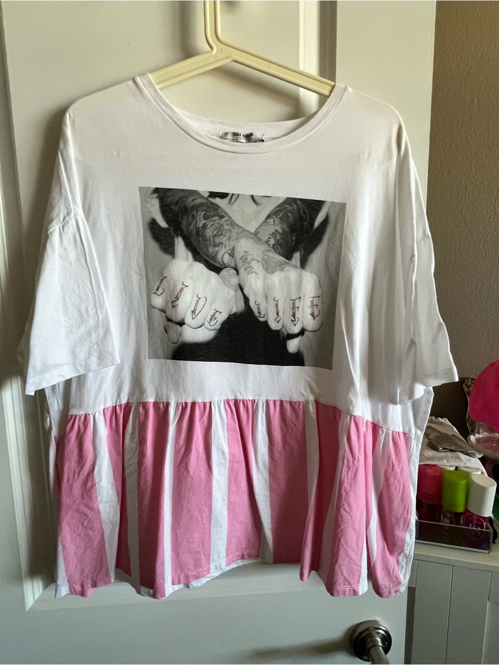 Zara White and Pink Graphic Peplum Tee with Hand Print